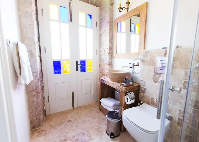 King Aegeus Hotel 2*