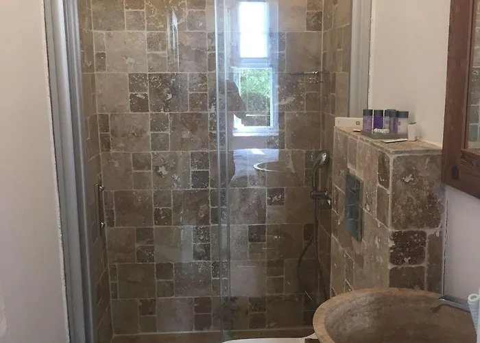 King Aegeus Hotel 2*